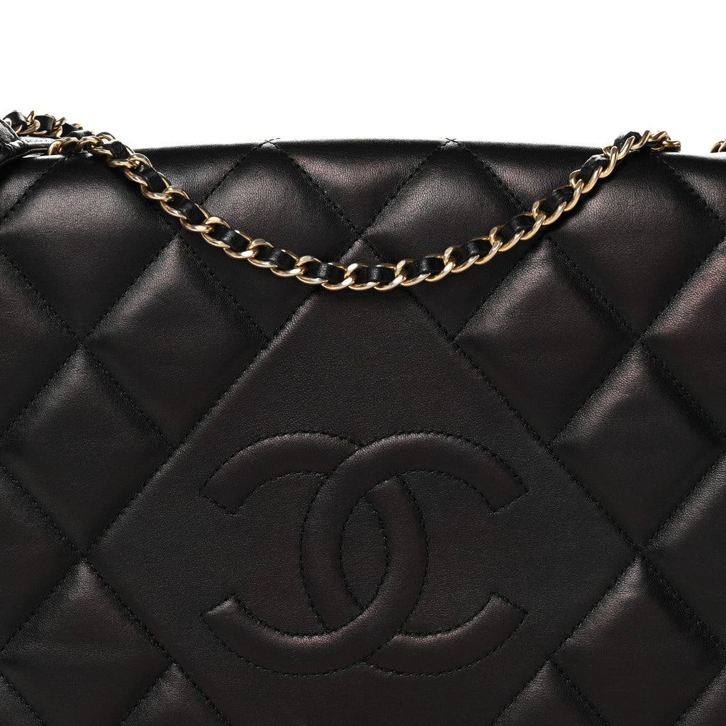 Lambskin Quilted Medium Diamond CC Flap Black