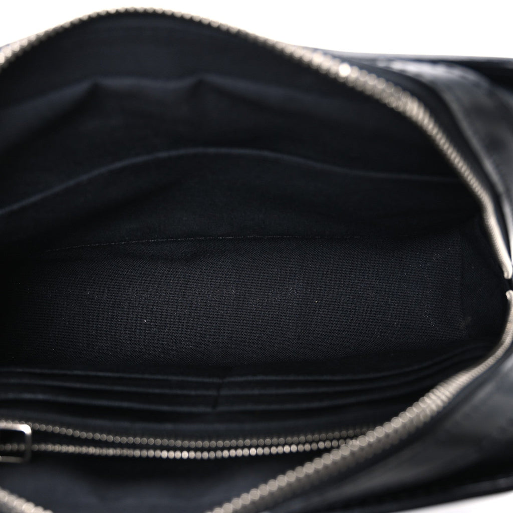 Epi Hoche Wristlet Black