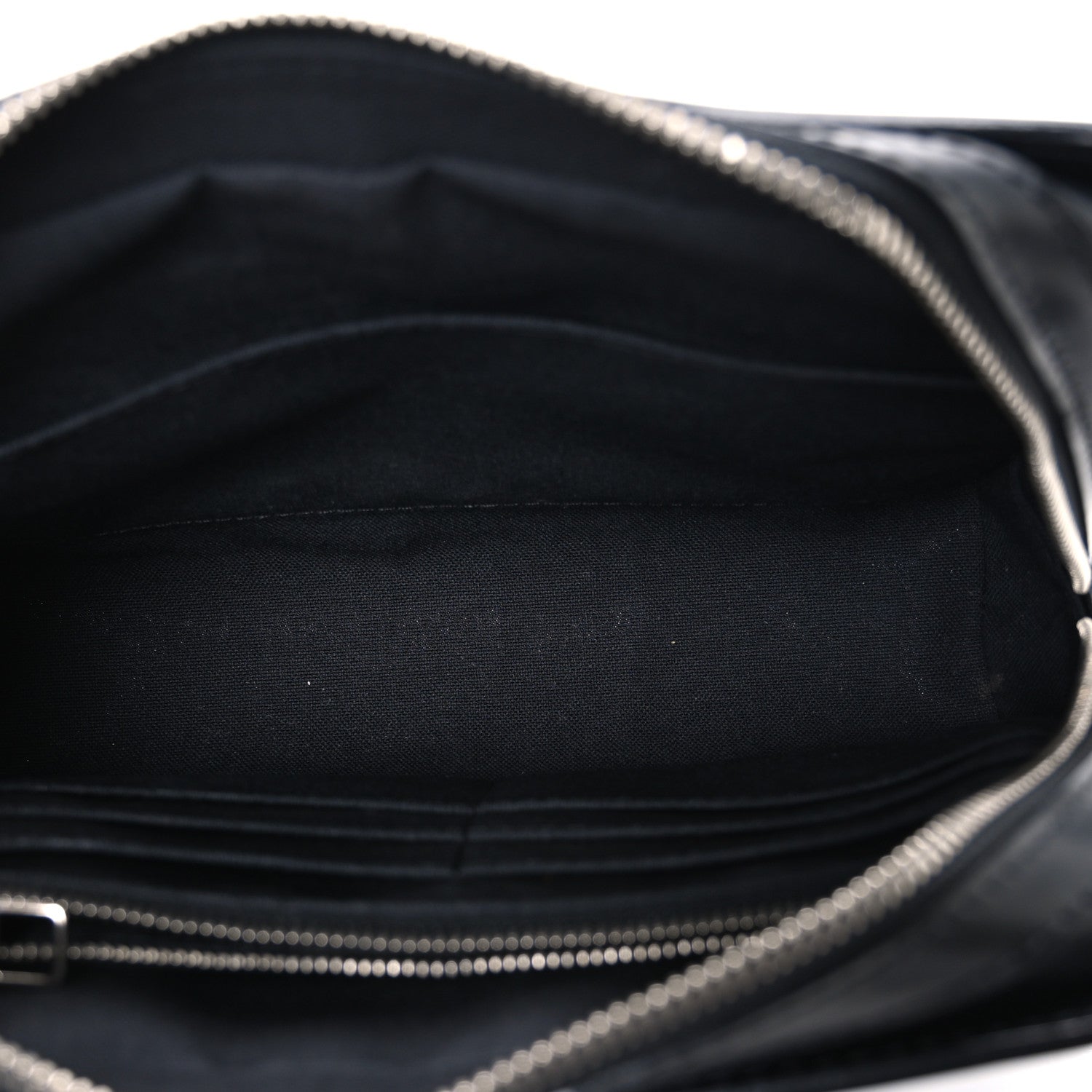 Epi Hoche Wristlet Black