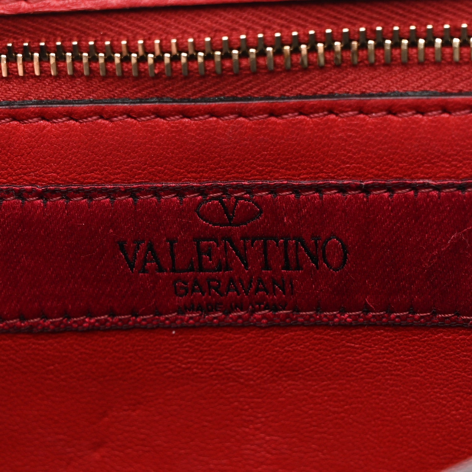 Lambskin VLTN Print Rockstud Spike Wallet On Chain White
