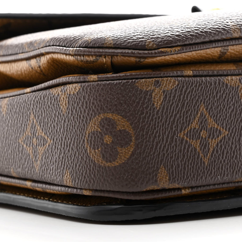 Reverse Monogram Pochette Metis
