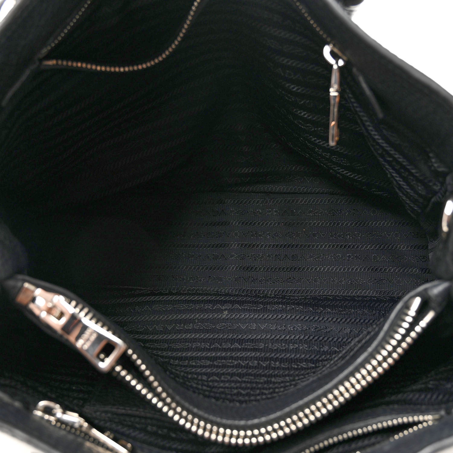 Vitello Daino Tote Dark Grey