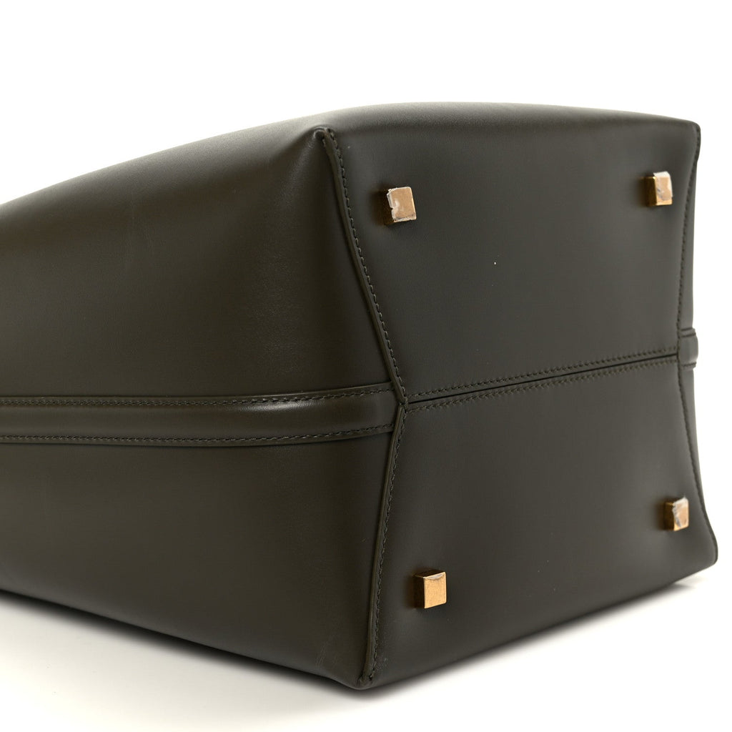 Shiny Calfskin Le 37 Bucket Bag Deep Musk