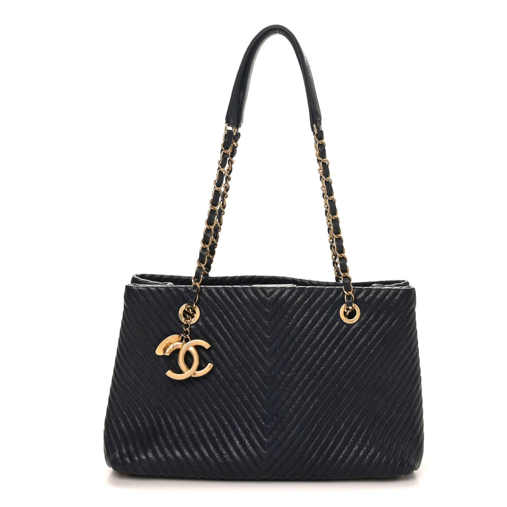 Wrinkled Lambskin Chevron Quilted Surpique Tote Navy Blue