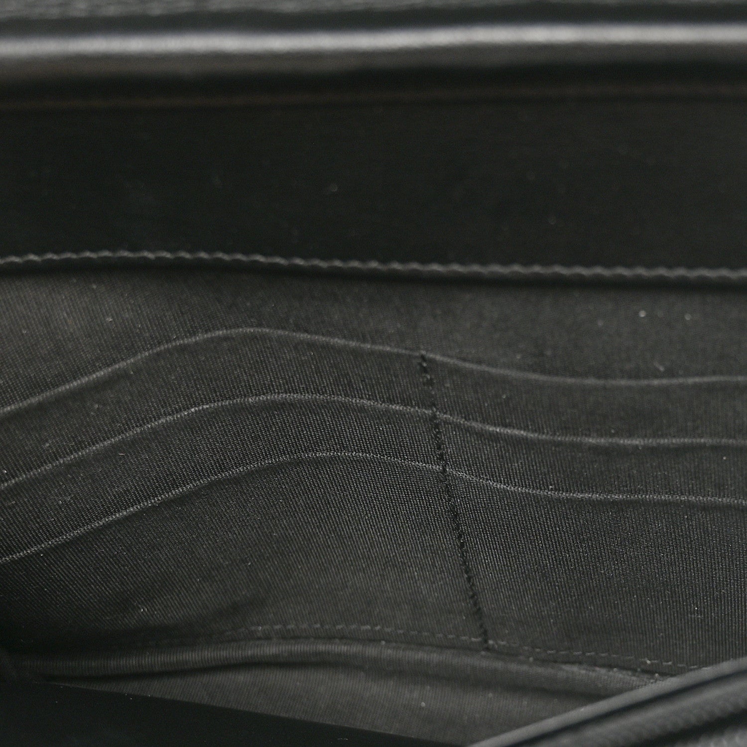 Caviar Quilted Boy Wallet On Chain WOC Black