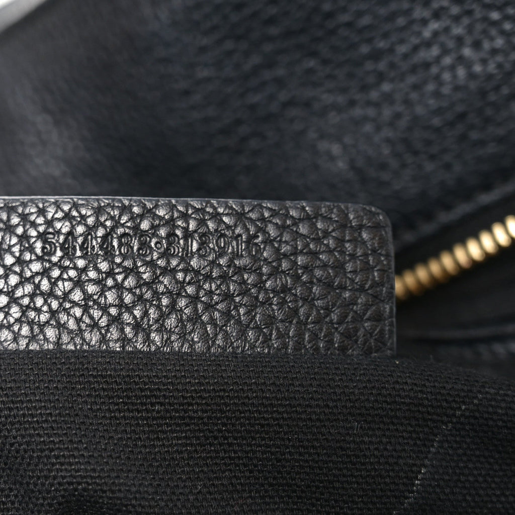 Pebbled Calfskin Large Skull Padlock Zip Around Tote Black