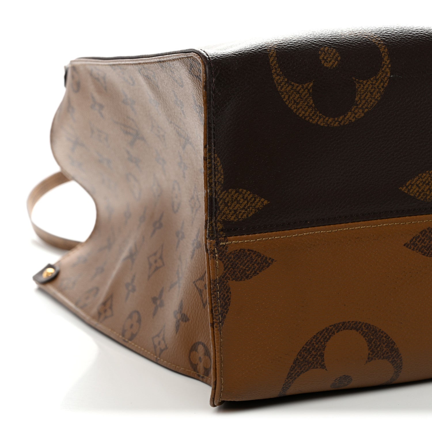 Reverse Monogram Giant Onthego GM