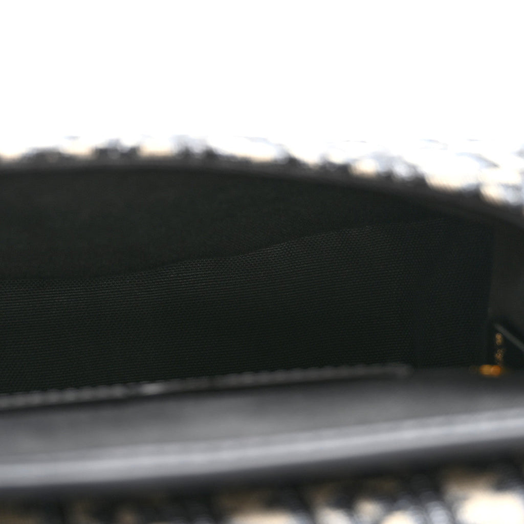 Oblique Medium Bobby Flap Blue