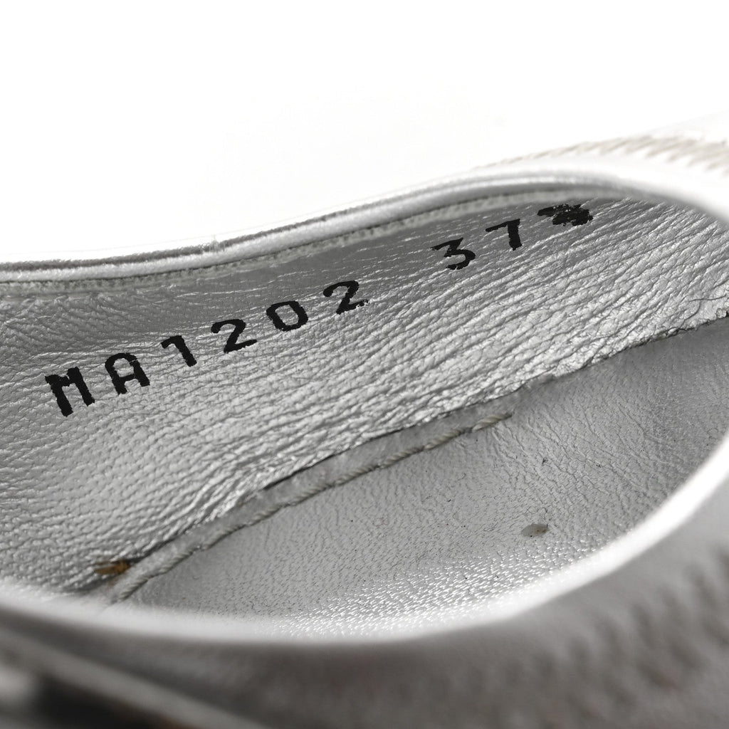Metallic Lambskin Archlight Slingback Pumps 37.5 Argent