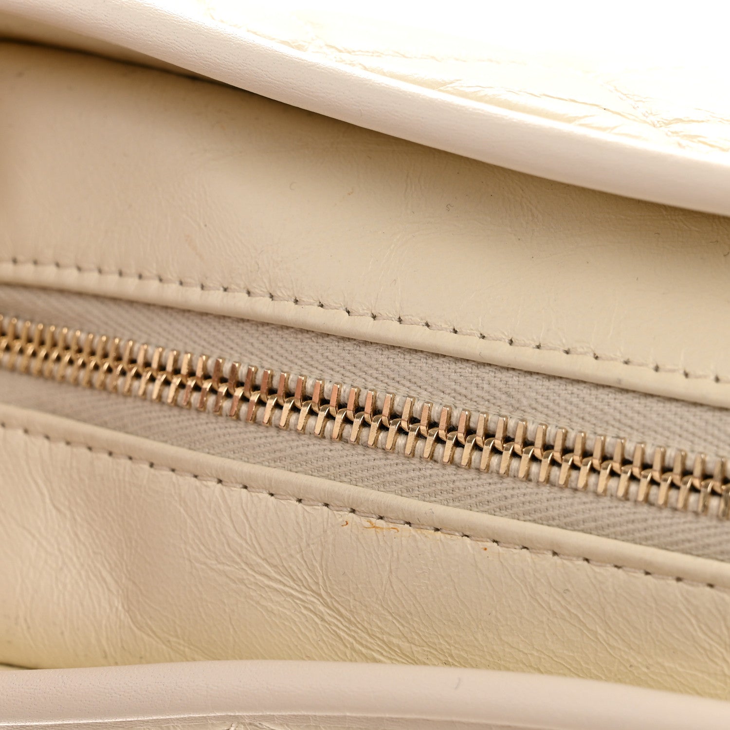 Aged Calfskin Quilted Medium Gabrielle Hobo White