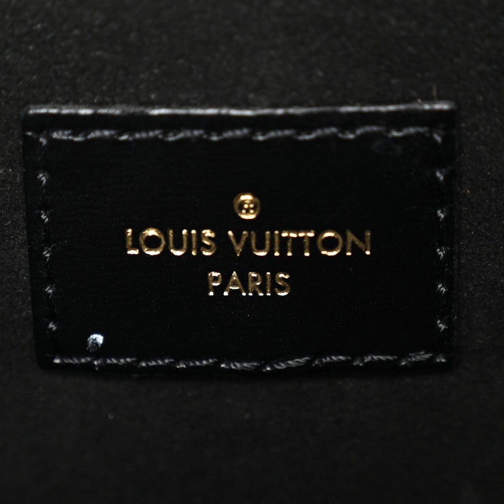 Reverse Monogram Pochette Metis