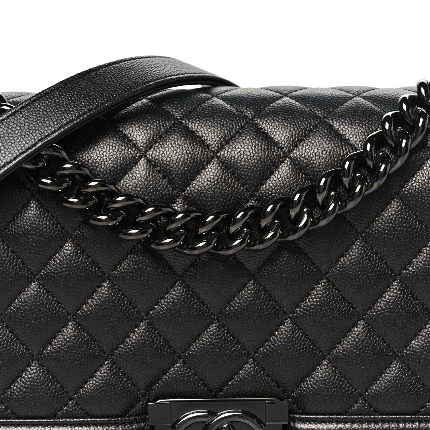 Caviar Quilted Medium Boy Flap So Black