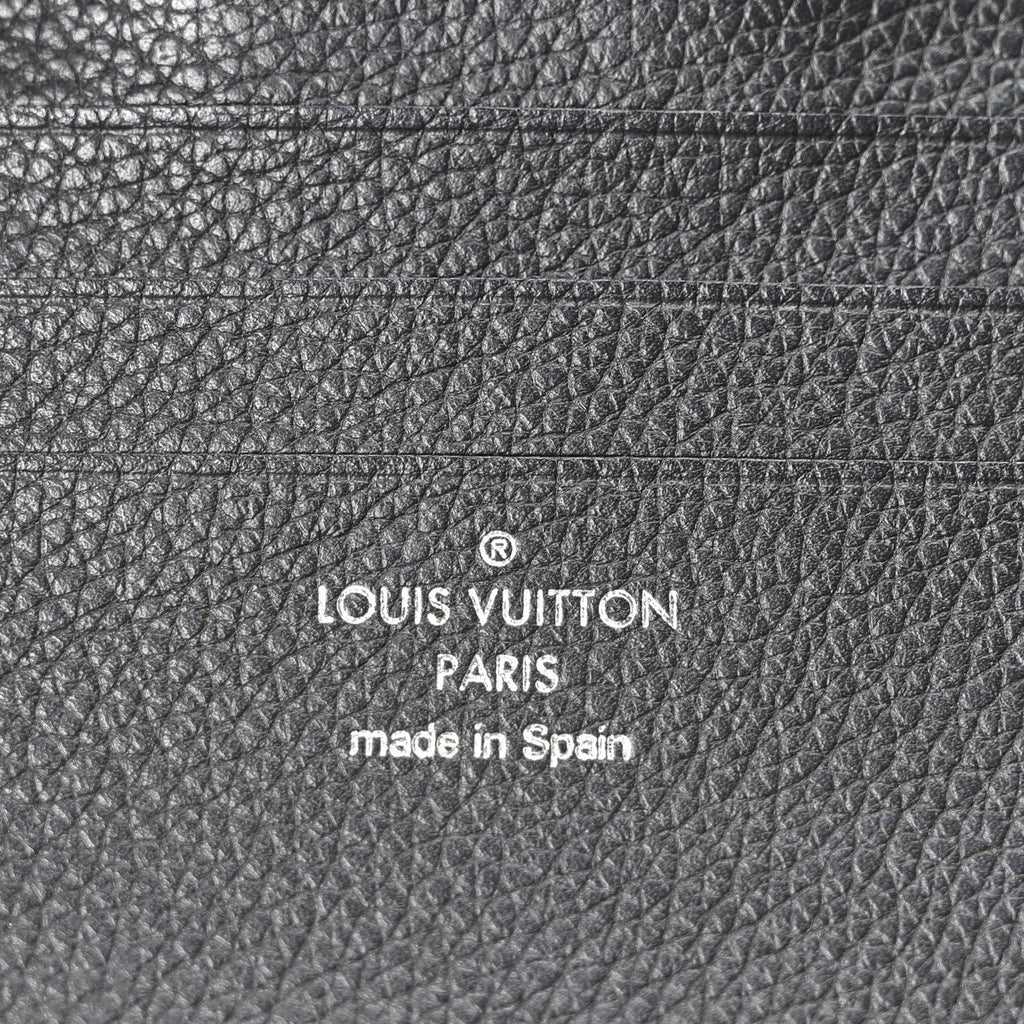 Calfskin Nano Lockme Bucket Black