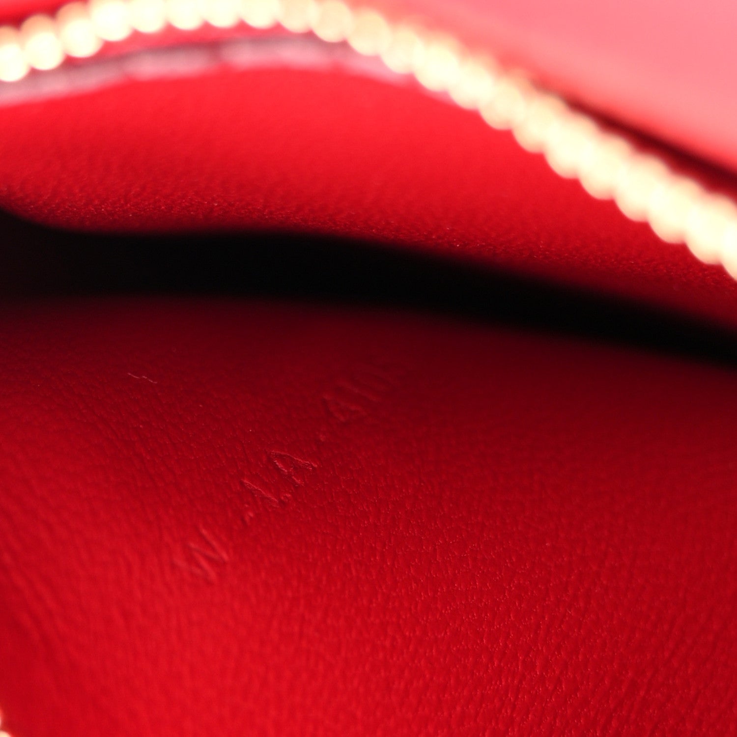 Box Calfskin Medium Classic Box Flap Bag Red