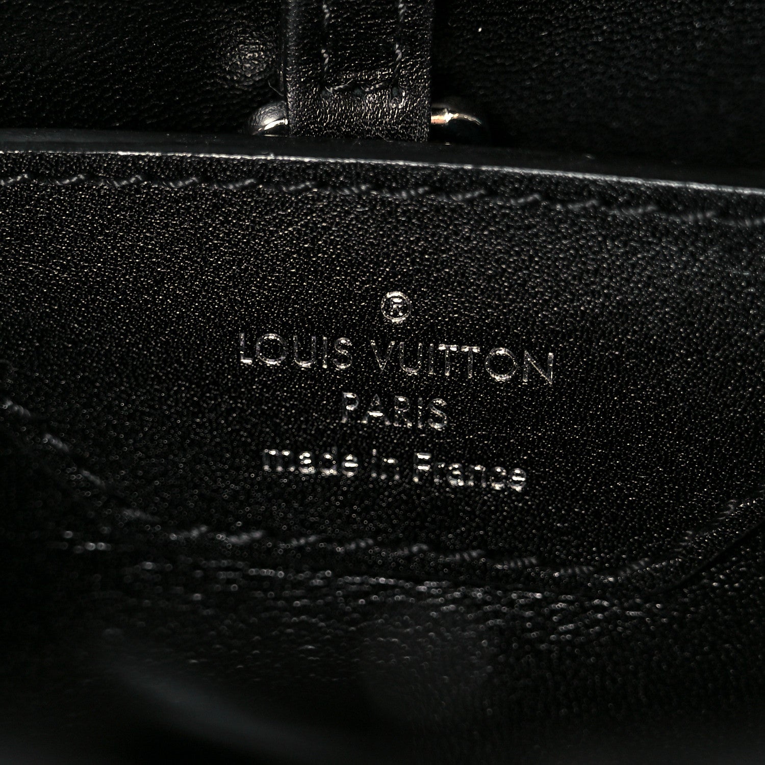 Calfskin Karung Beaded Shanghai Skyline Capucines BB Black