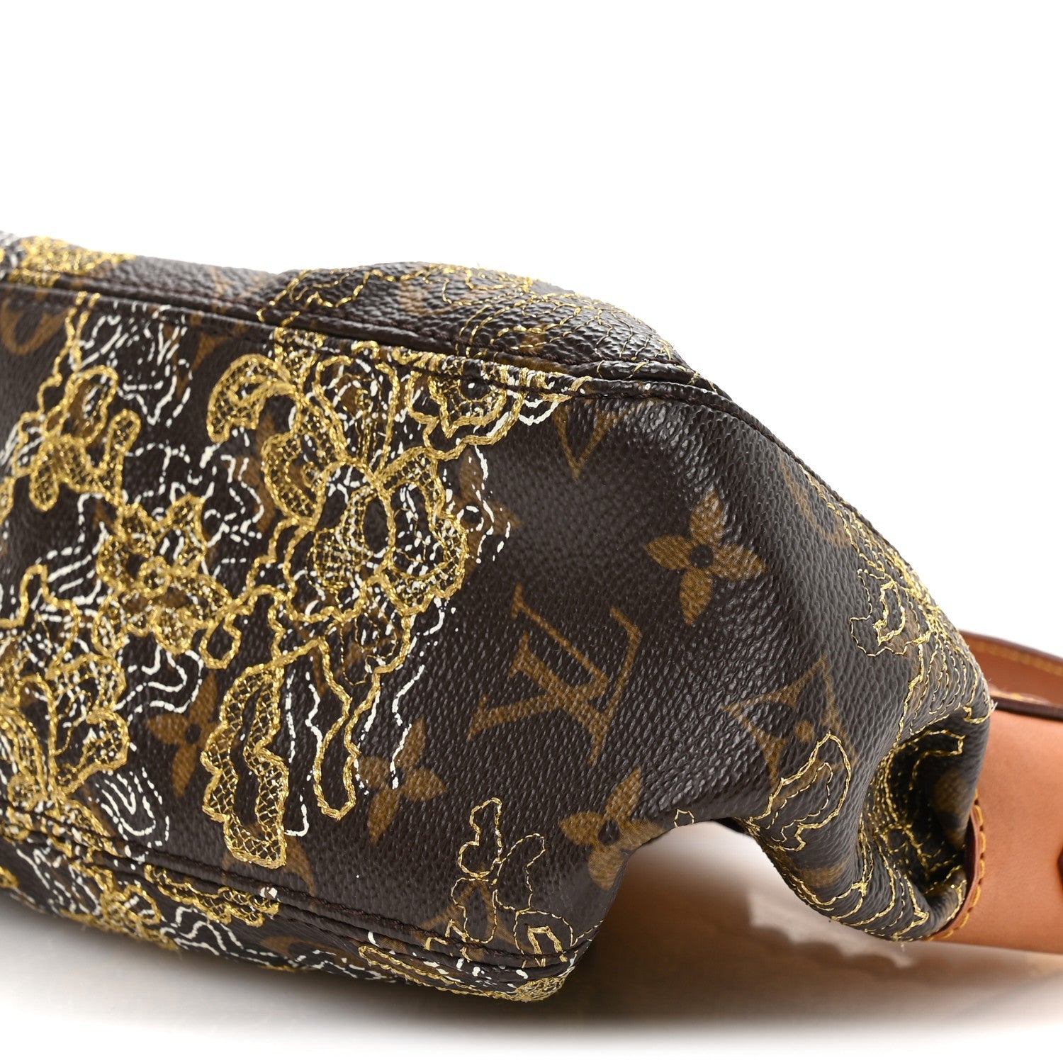 Monogram Dentelle Kirsten Gold