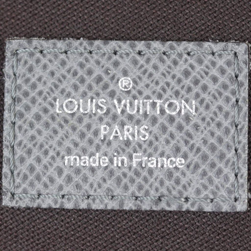 Louis Vuitton Grigori PM Messenger Taiga