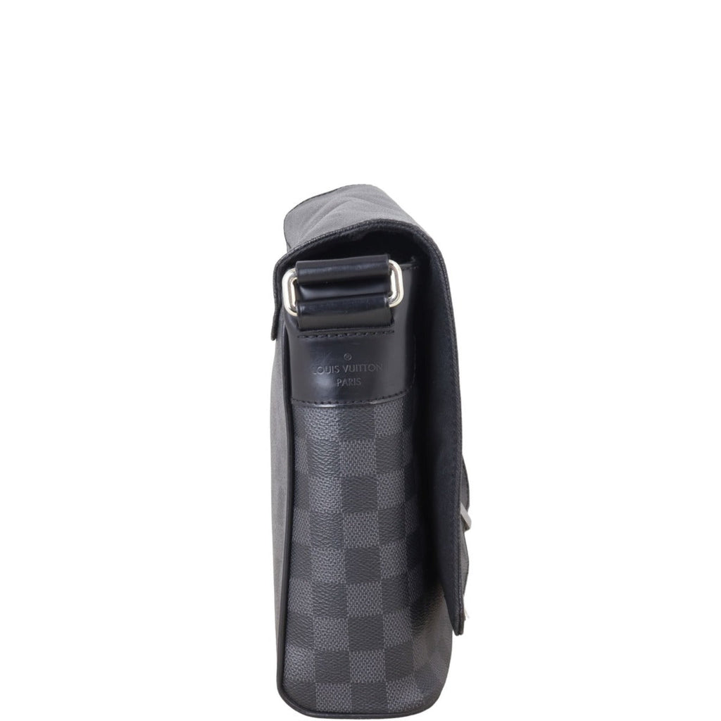 Louis Vuitton District PM Messenger Damier Graphite