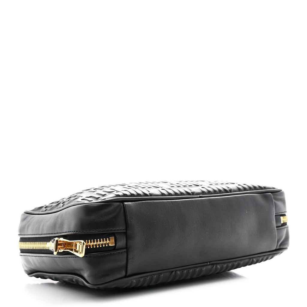 Softy Logo Embossed Chain Shoulder Bag Black