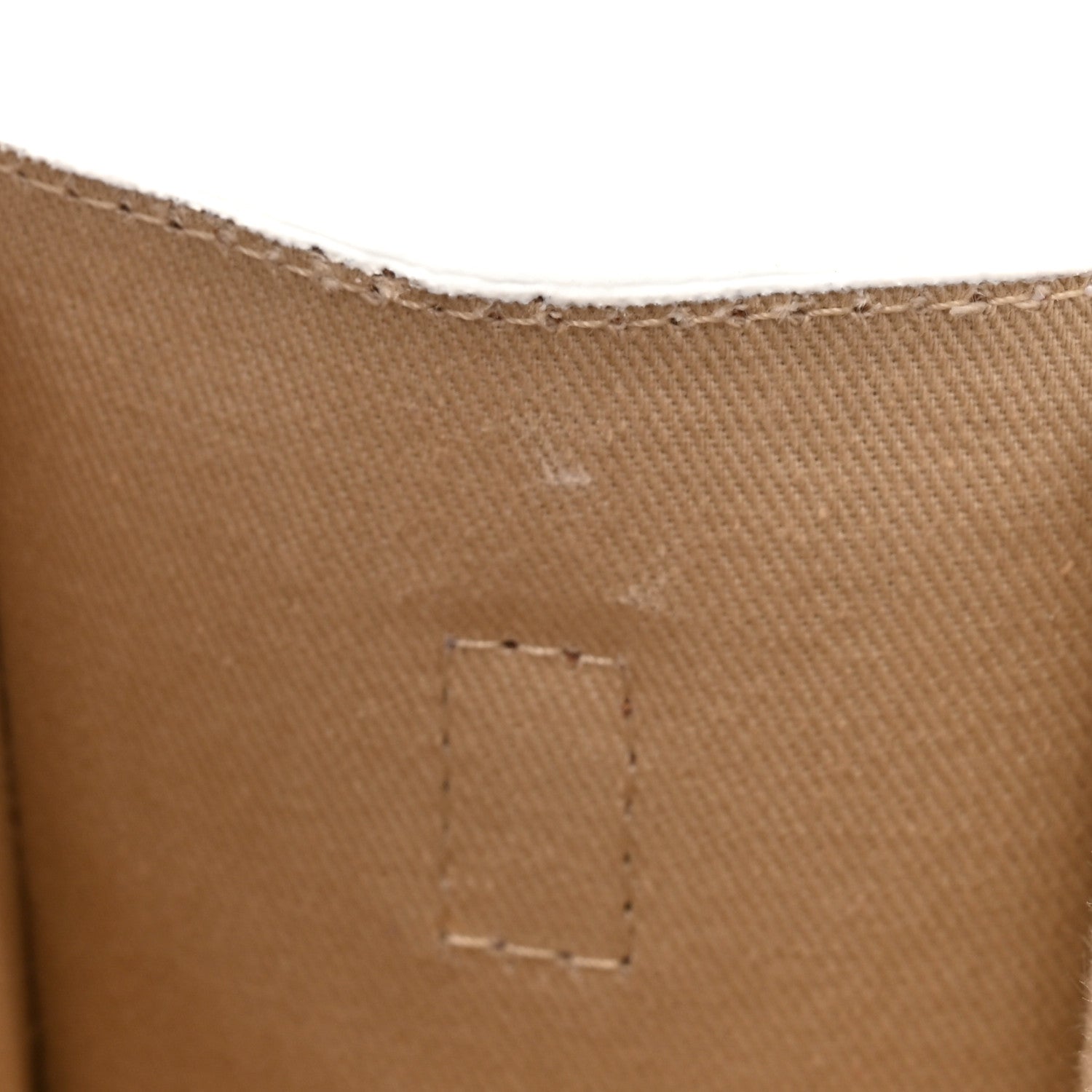 Smooth Calfskin Le Chiquito Noeud White