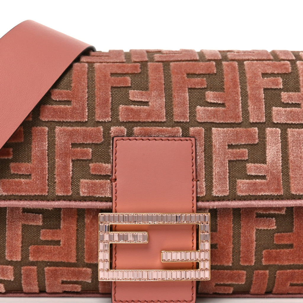 Velvet Jacquard Crystal FF Baguette Macaron