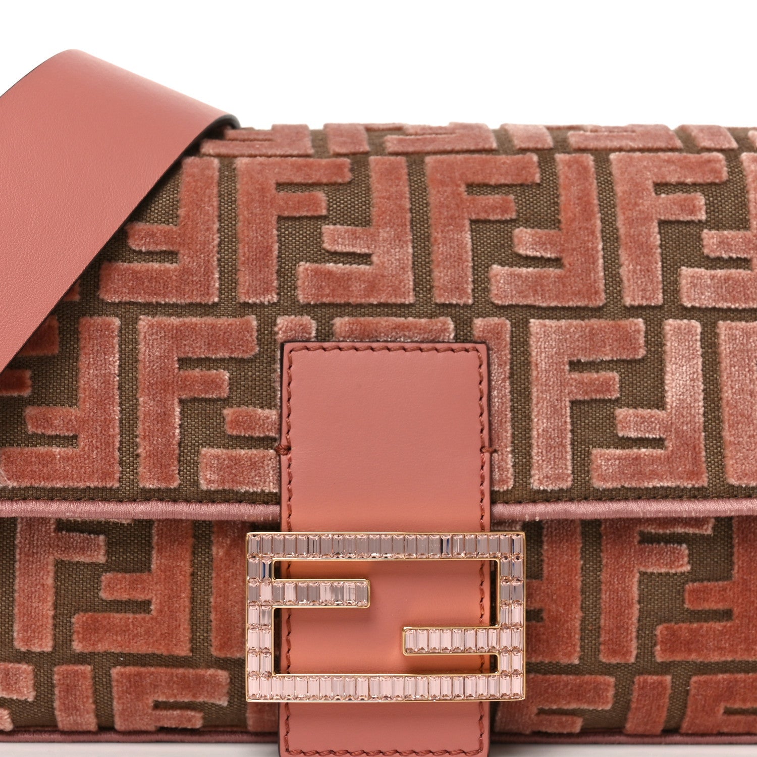 Velvet Jacquard Crystal FF Baguette Macaron