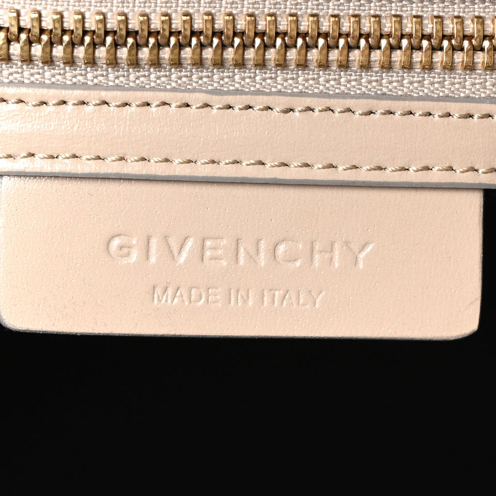 Shiny Lord Calfskin Medium Antigona Sand