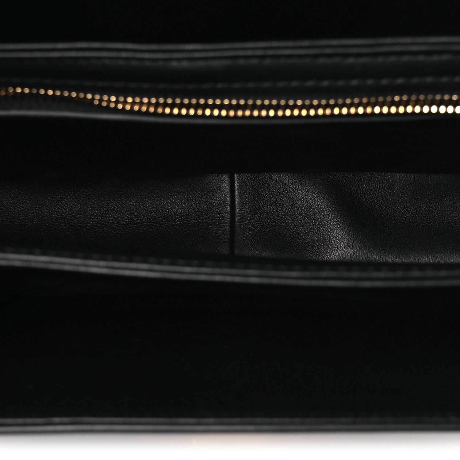 Shiny Calfskin Medium Triomphe Black