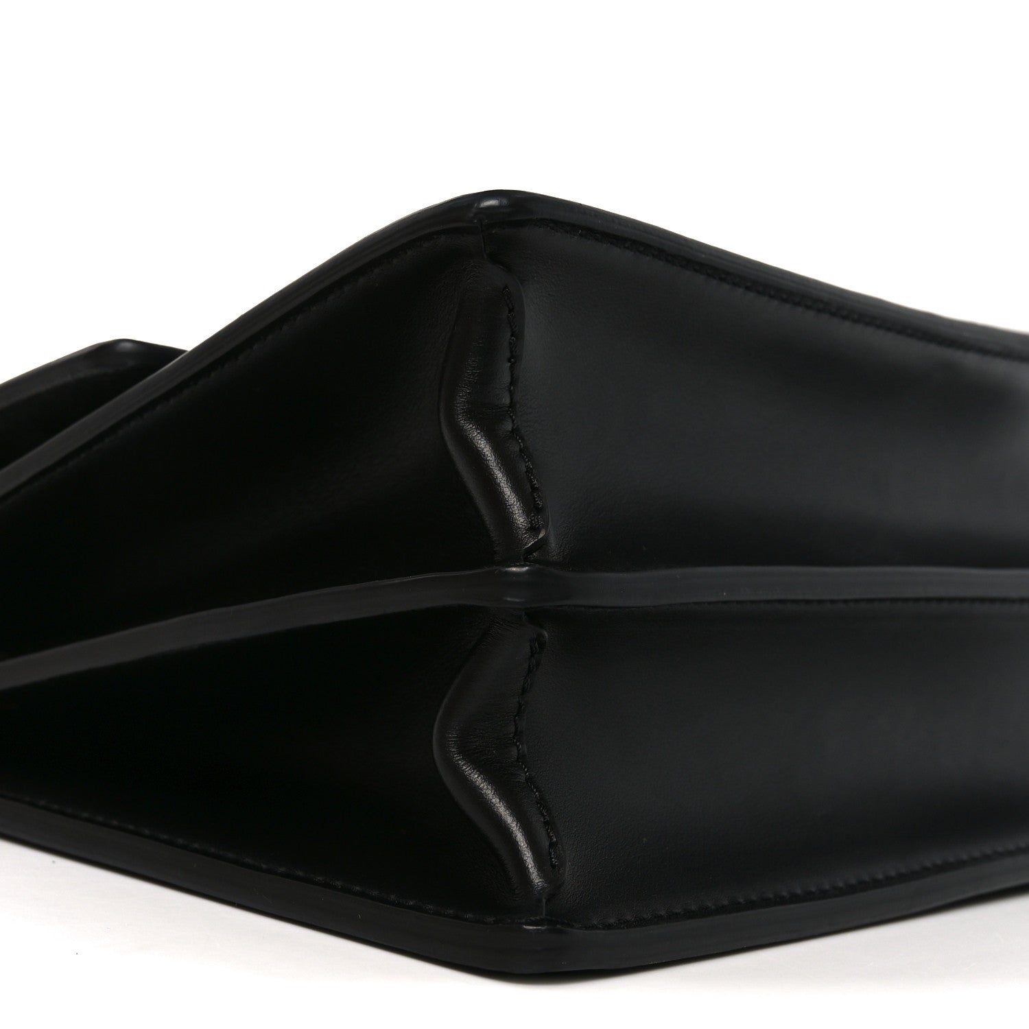 Epi Dauphine MM Black