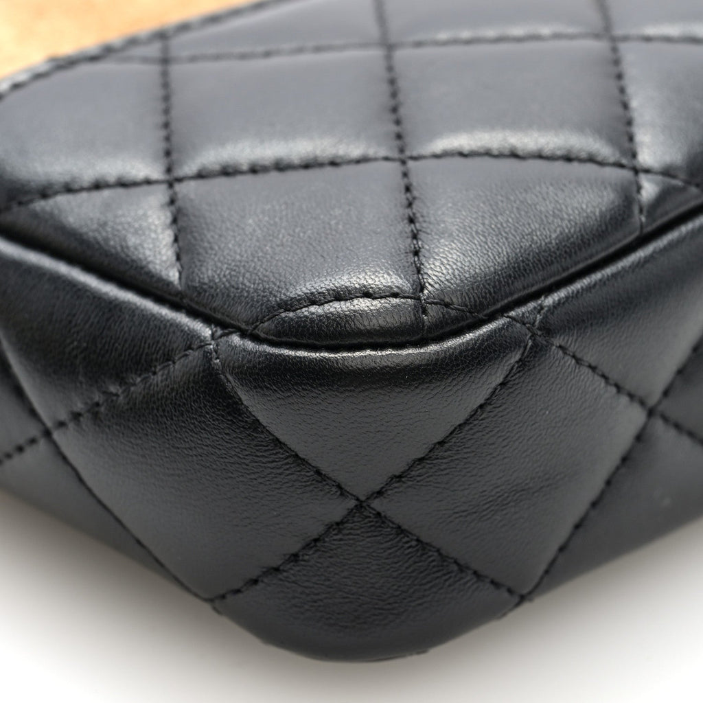 Suede Shiny Lambskin Quilted Phone Holder With Chain Black Beige