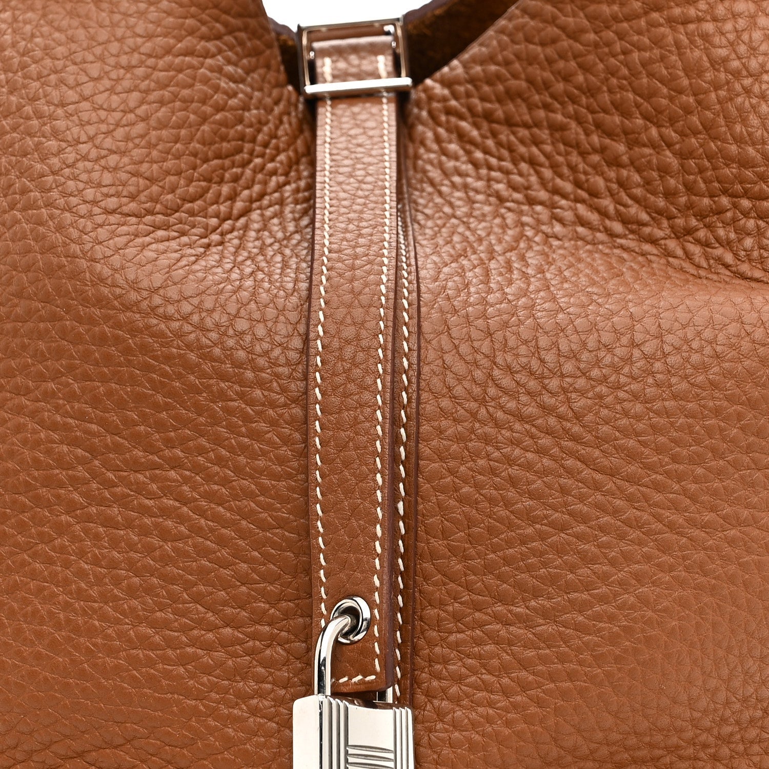 Taurillon Clemence Picotin Lock 22 MM Gold