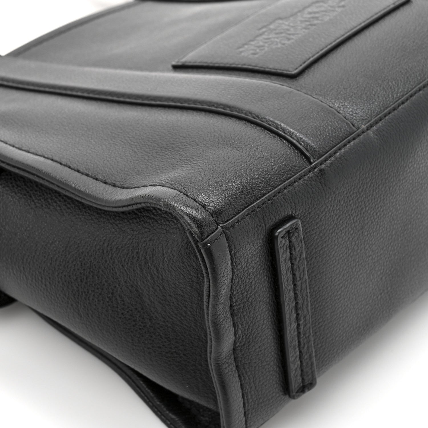 Grained Calfskin Medium The Tote Bag Black
