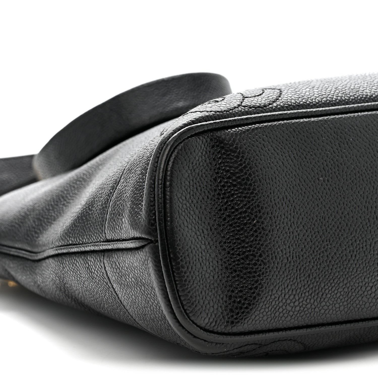 Caviar Triple CC Shoulder Bag Black