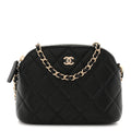 Caviar Quilted Classic Clutch With Chain Black