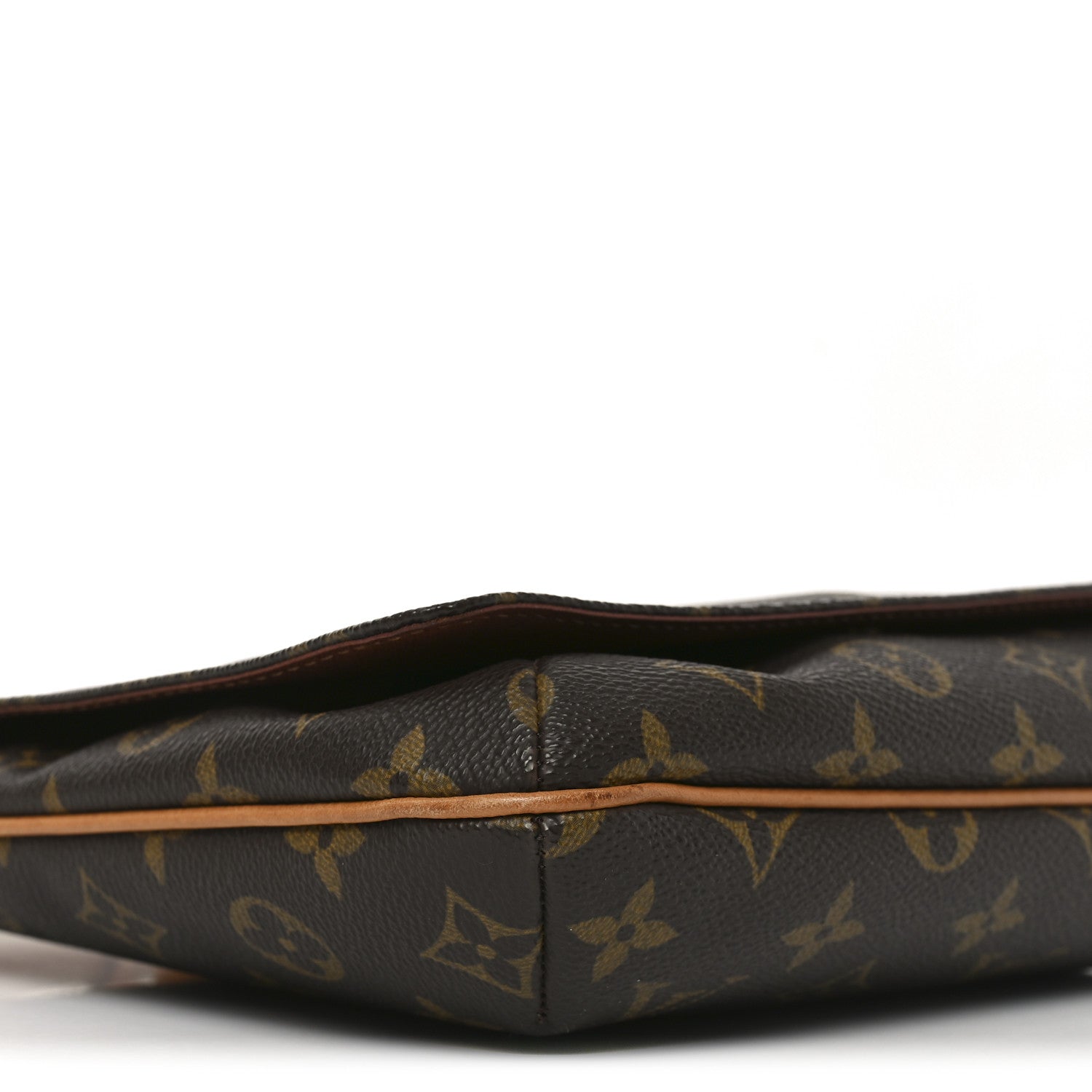 Monogram Musette Tango