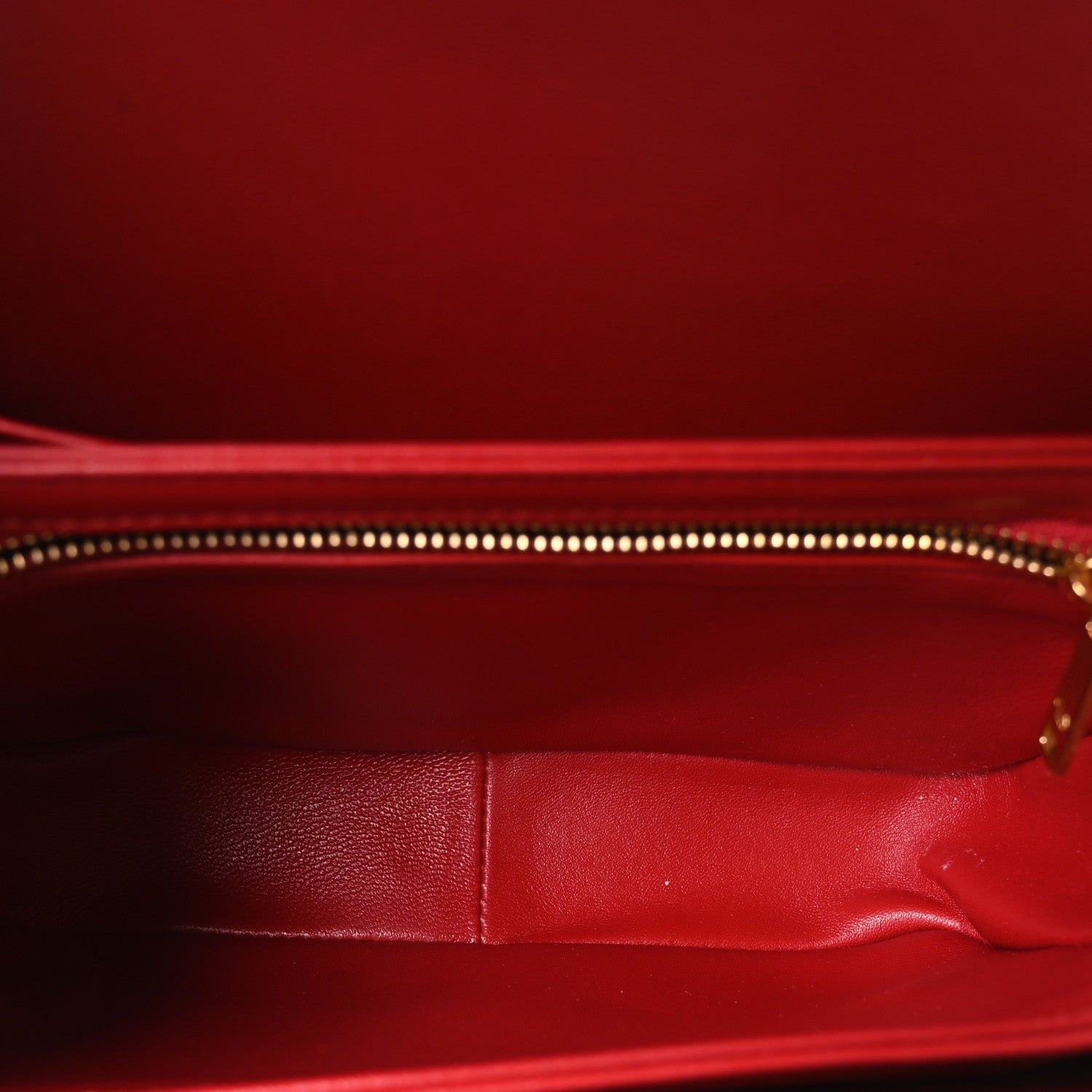 Shiny Calfskin Teen Triomphe Red