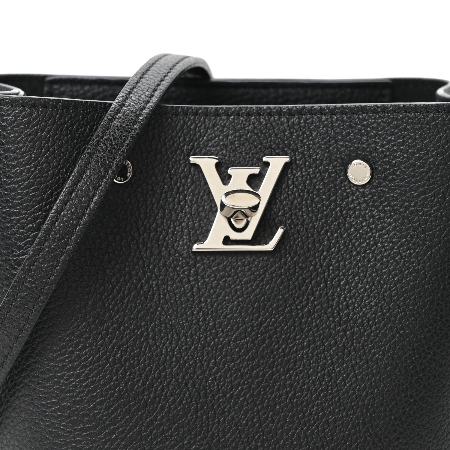 Calfskin Nano Lockme Bucket Black
