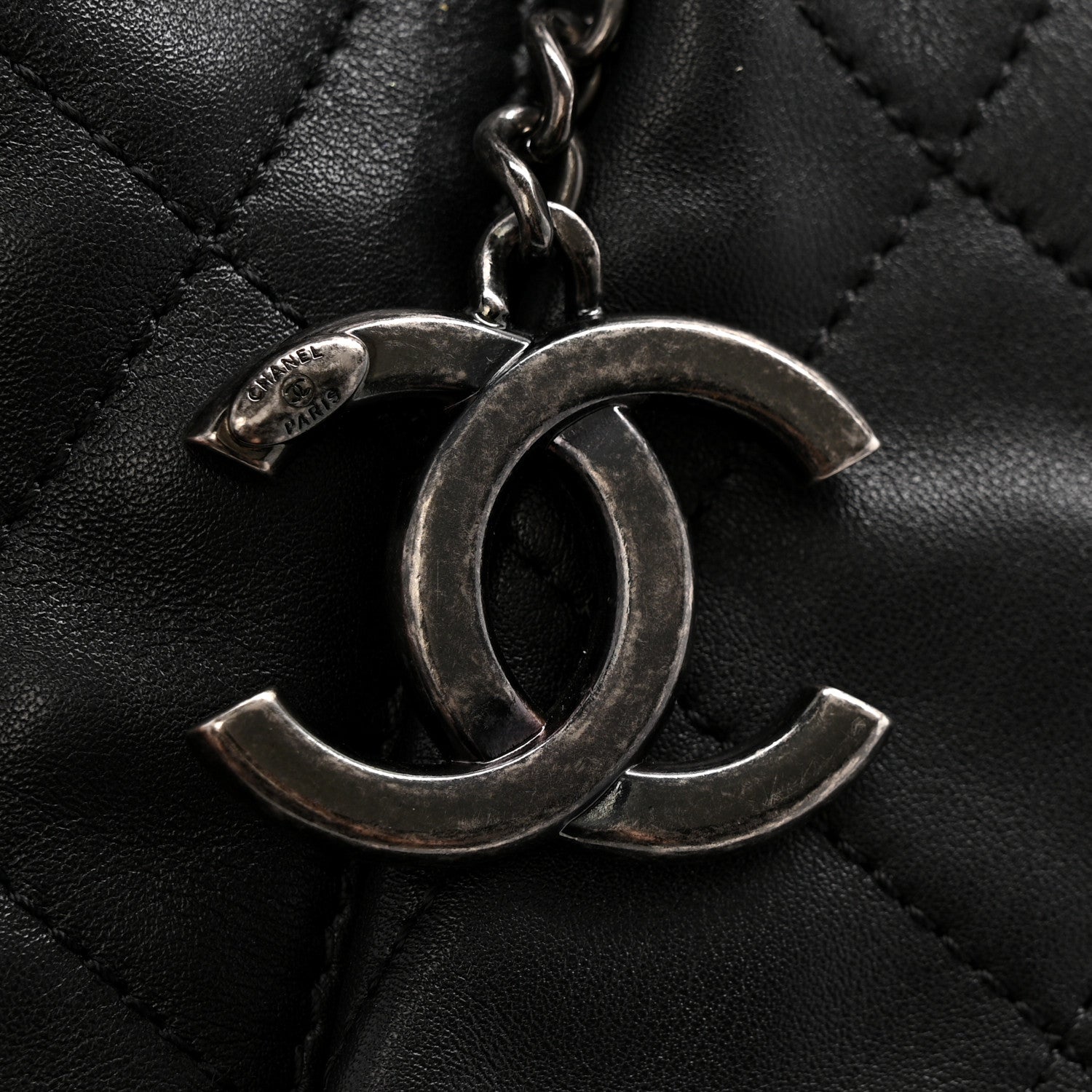 Calfskin Quilted Large Coco Pleats Tote Black