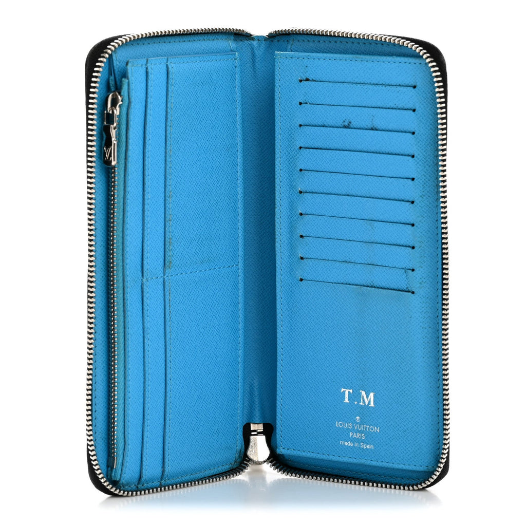 Taigarama Vertical Zippy Wallet Blue Lagoon