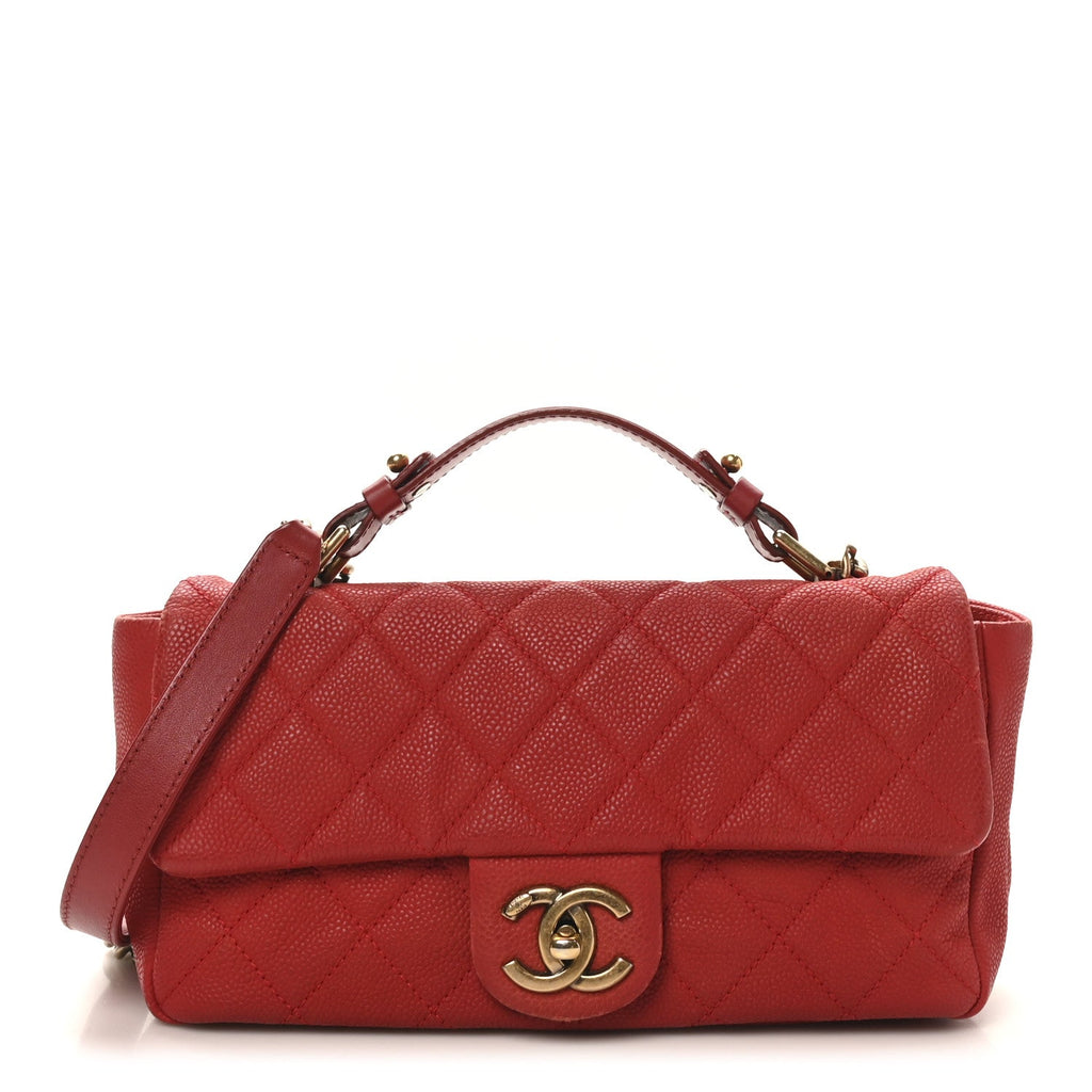 Iridescent Caviar Quilted Medium Chic Quilt Flap Red