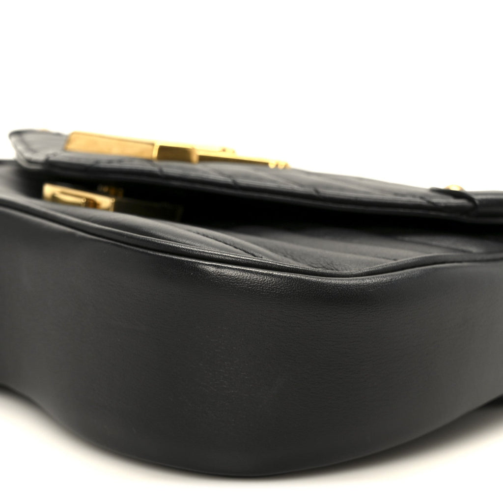 Calfskin New Wave Chain PM Black