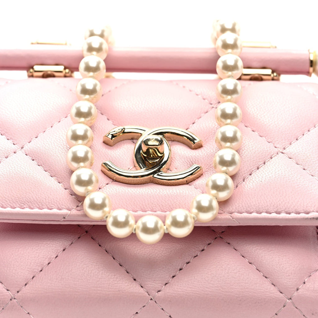 Lambskin Quilted Pearl Pyramid Clutch With Chain Pink