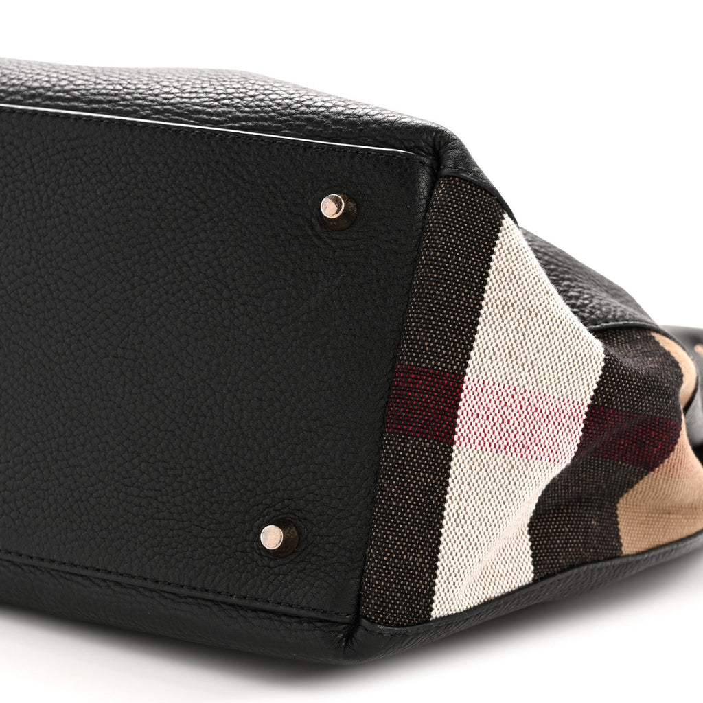 Grainy Calfskin House Check Medium Maidstone Black