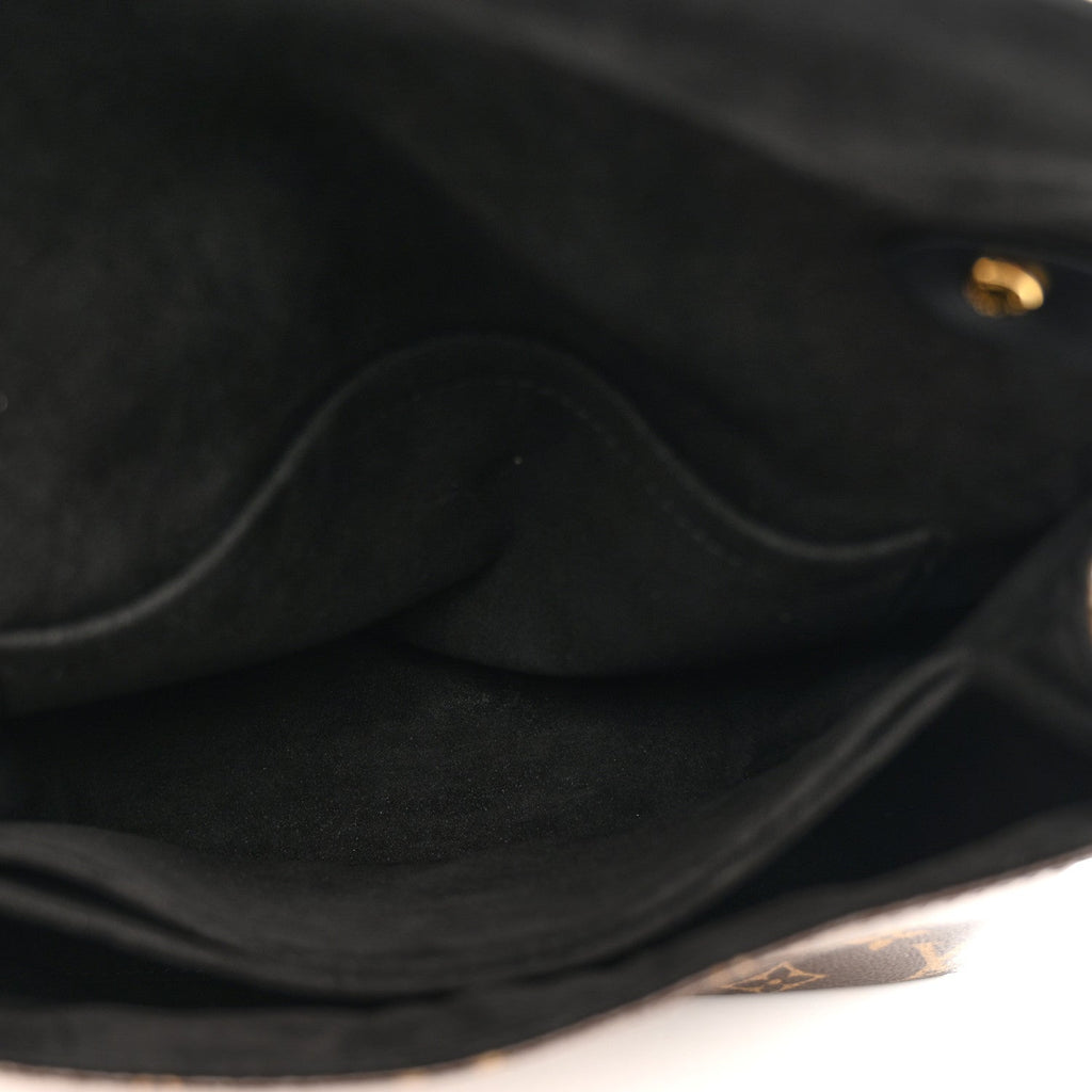 Epi Monogram Saint Michel Black