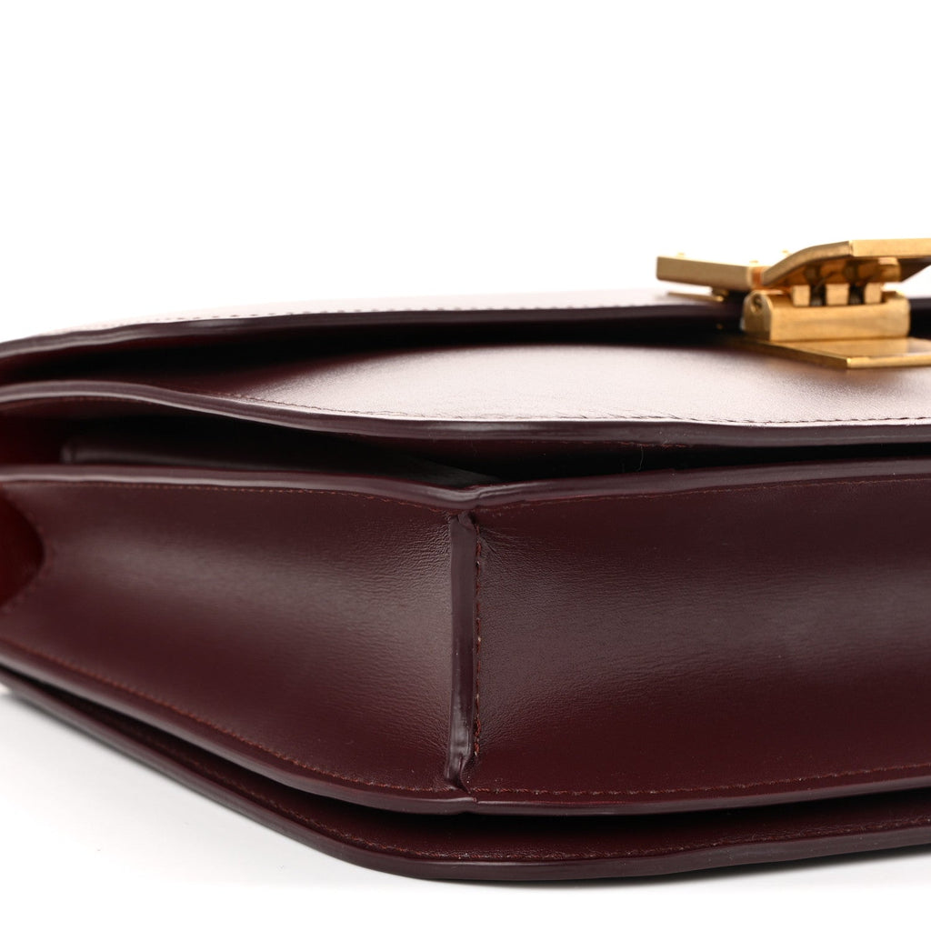 Box Calfskin Medium Classic Box Flap Bag Burgundy
