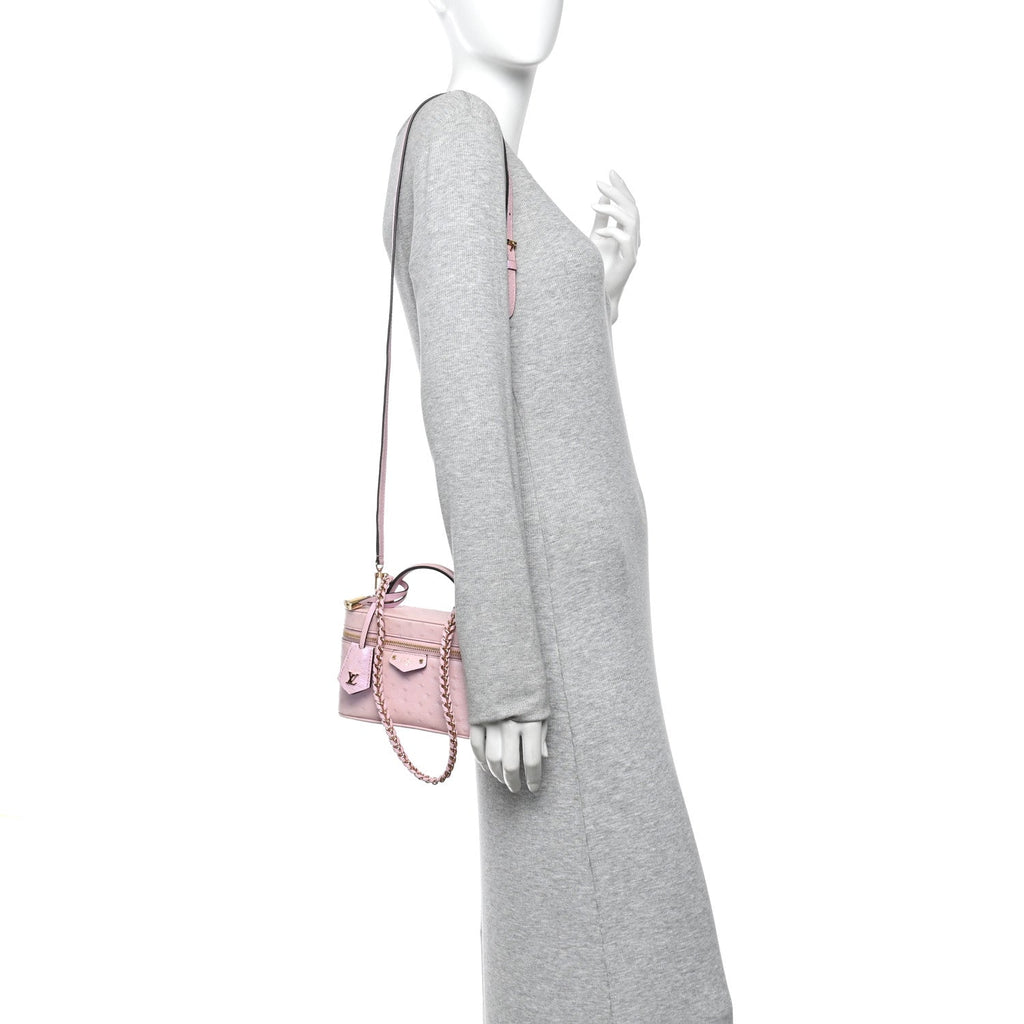 Ostrich Vanity Chain Pouch Pink
