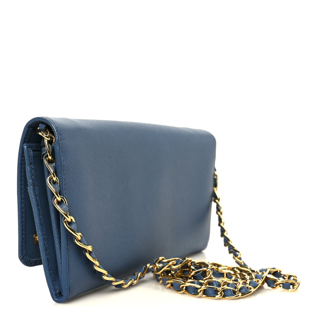 Saffiano Metal Oro Chain Wallet Cobalto