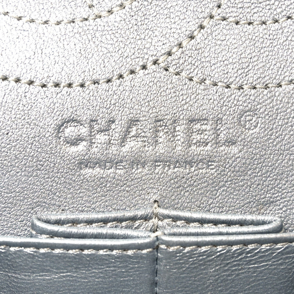 Metallic Calfskin Striped 2.55 Reissue 226 Silver