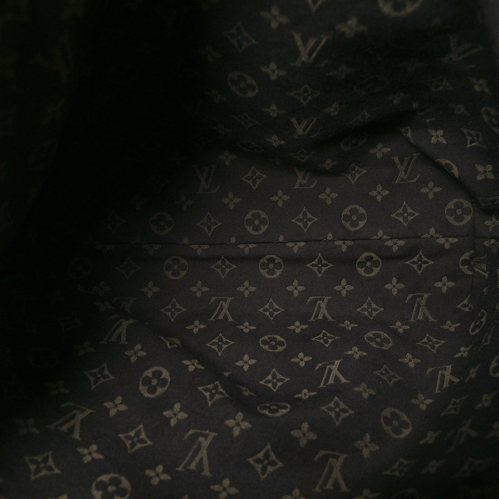 Calfskin Monogram Atlantis Vibe MM Black