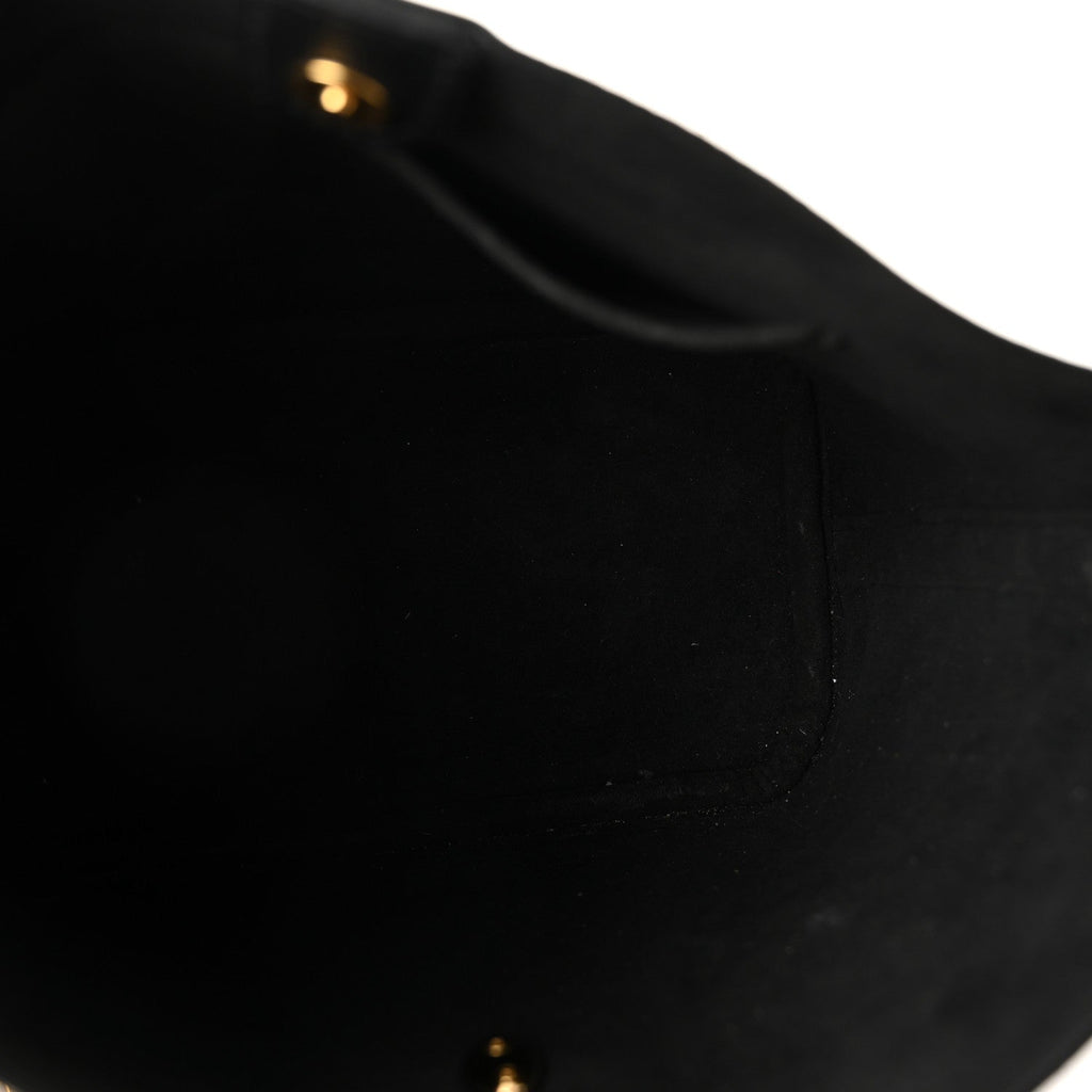 Calfskin Lock and Walk Bucket Black